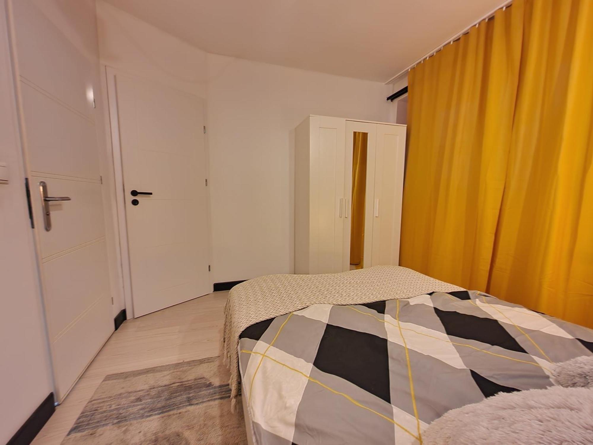 View Apartments And Rooms ワルシャワ エクステリア 写真